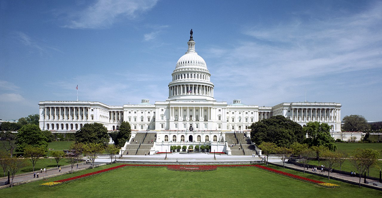 1280px-United_States_Capitol_-_west_front.jpg