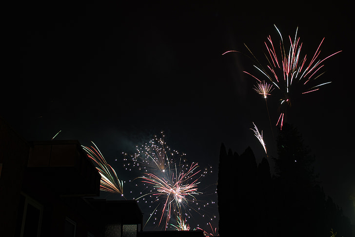 fireworks-rocket-new-year-s-eve-night-preview.jpg