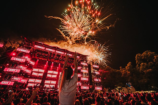640px-Fireworks_at_EXIT_Festival_2018
