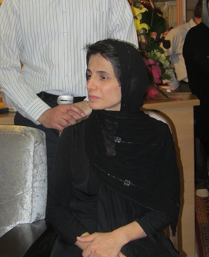 830px-Nasrin_Sotoudeh.jpg
