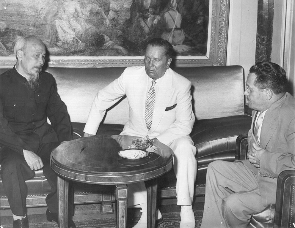 Stevan_Kragujevic_Ho_Chi_Minh_Josip_Broz_Tito_and_Edvard_Kardelj_Beograd_avgust_1957.jpg