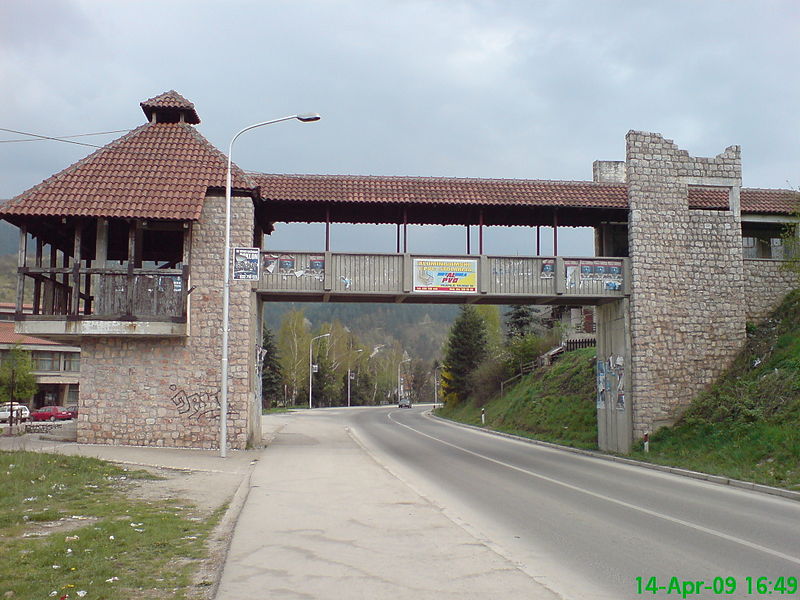 800px-Pasarela_-_Prijepolje.jpg