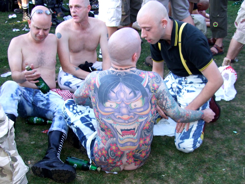 Skinheads_and_tattoo.jpg