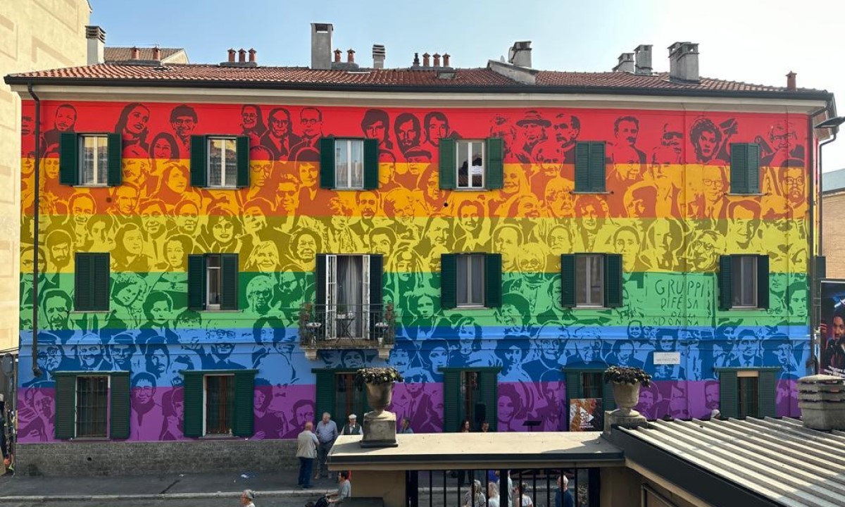 large_Mural_ljudskih_prava-2.jpg