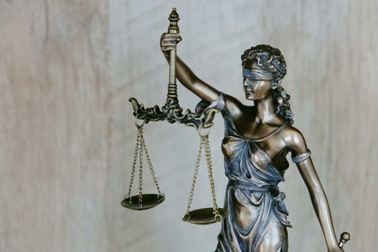 tingey-injury-law-firm-DZpc4UY8ZtY-unsplash-1280x853.jpg