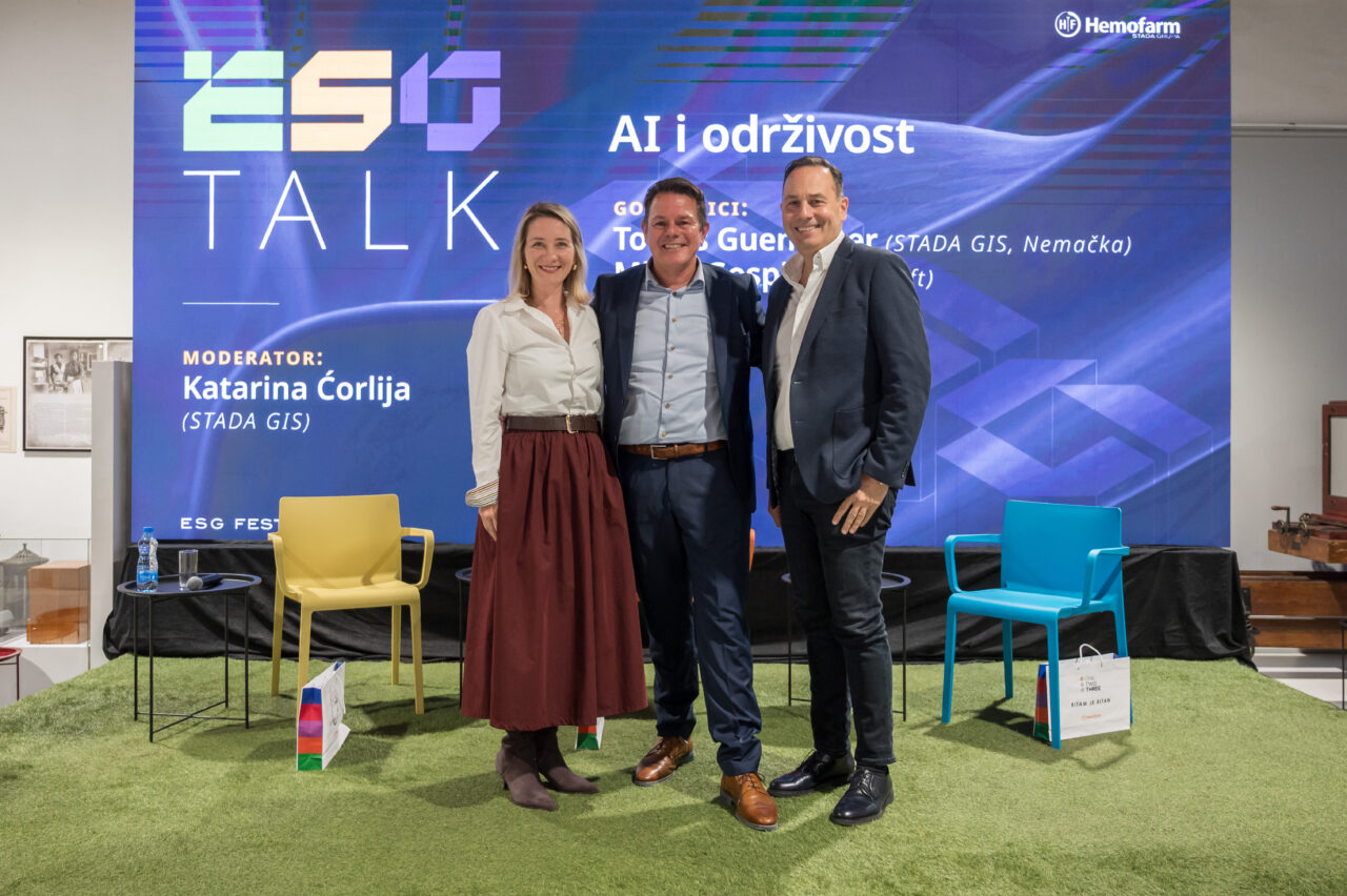 Učesnici panela AI i održivost na upravo završenom ESG Festivalu - Katarina Jovanović-Čorlija_Tobias Ginter_Milan Gospić