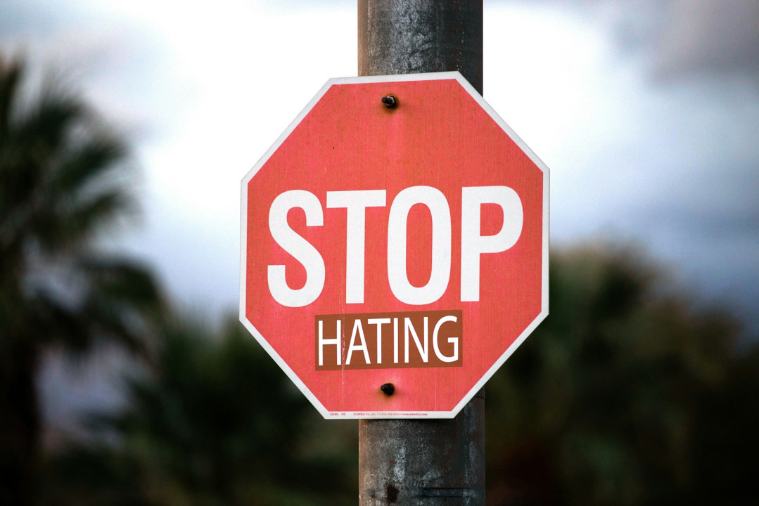 ben-mater-hate-unsplash