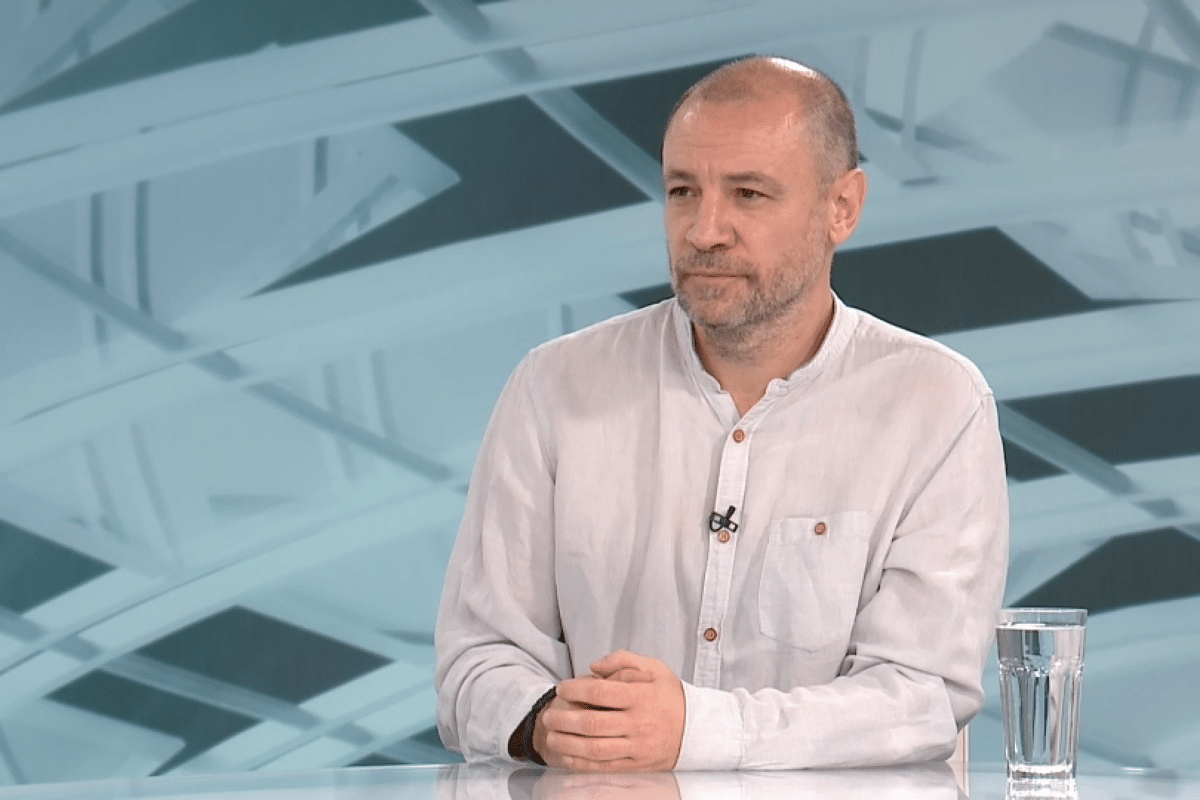 1694088076-Vuk-Cvijic-N1-BG-STUDIO-LIVE-1200x800-1