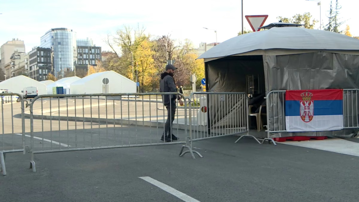 1763659948_cacilend.format-avif.width-1200