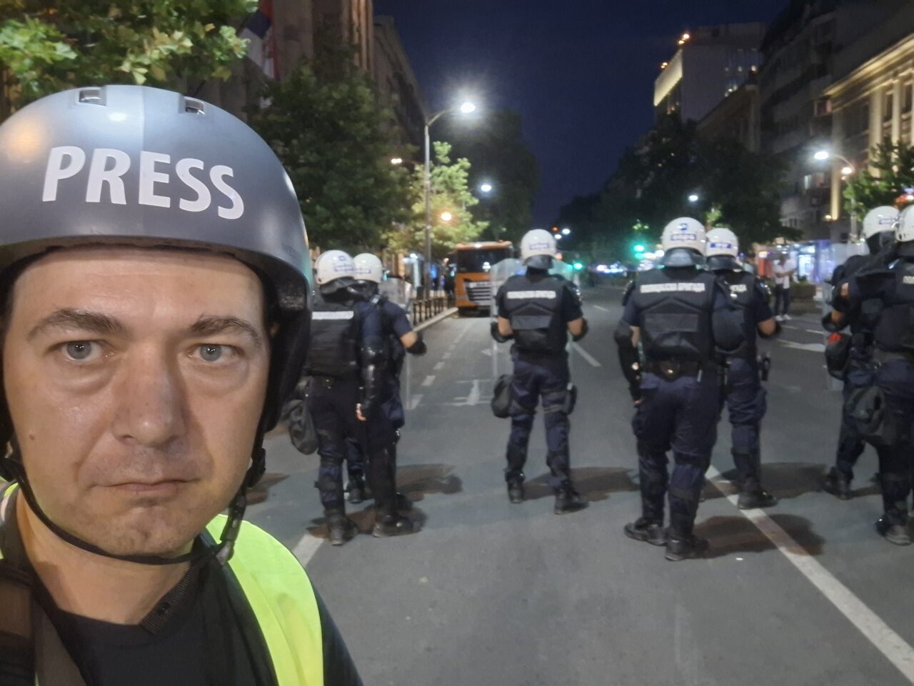 20250628_212353-1280x960