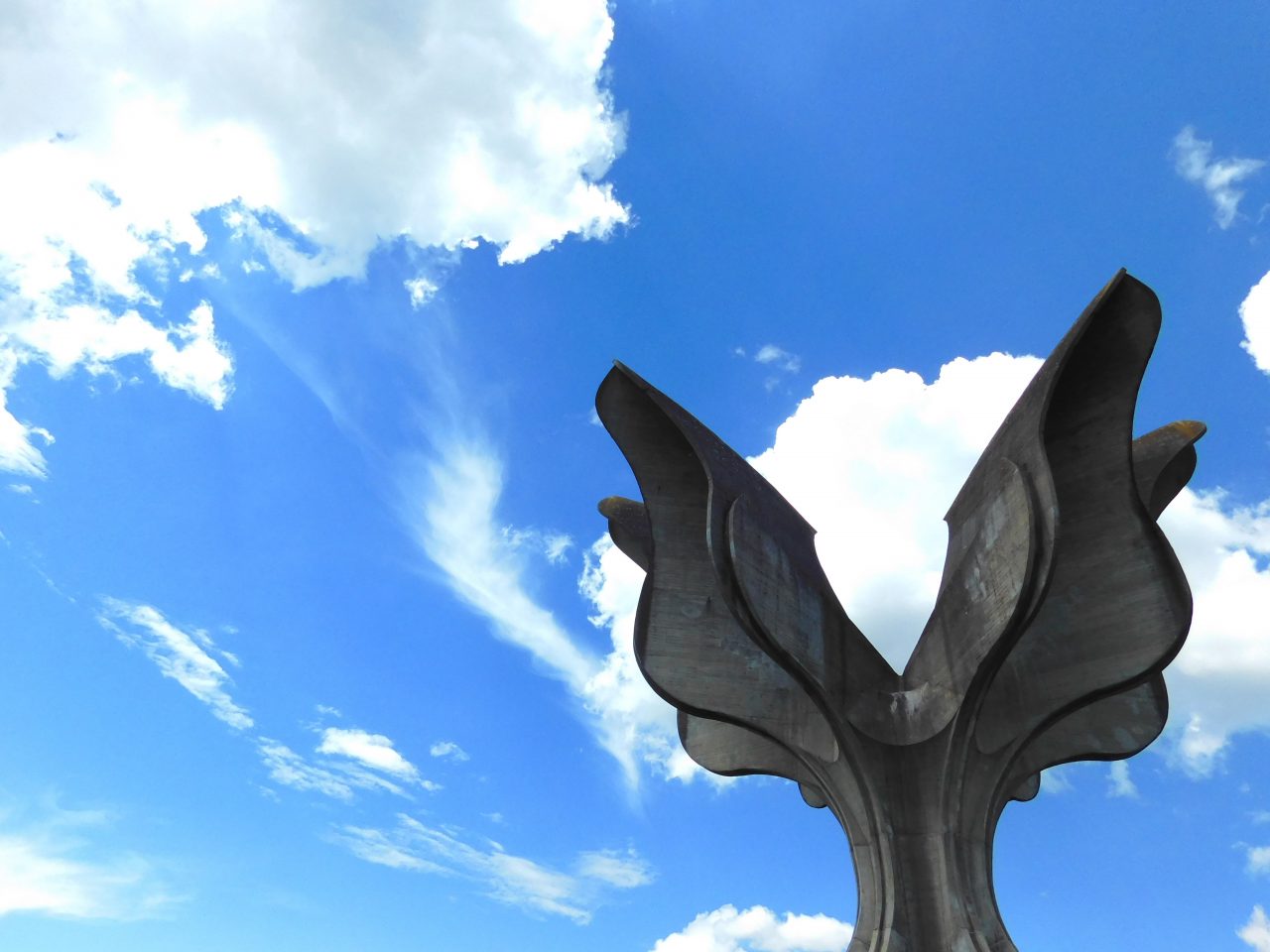 andrea-music-OSWuDinSI90-unsplash-1280x960