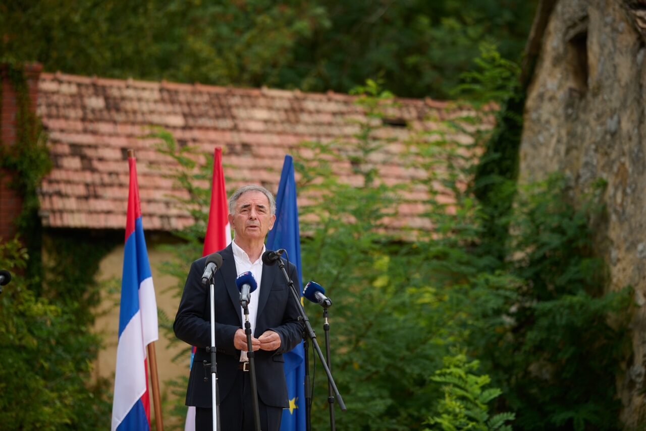 Grubori 06 (1)
